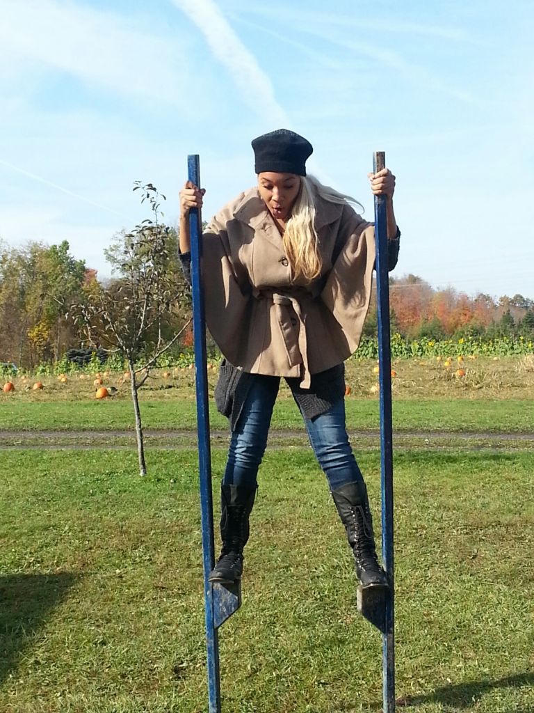 ellise on stilts